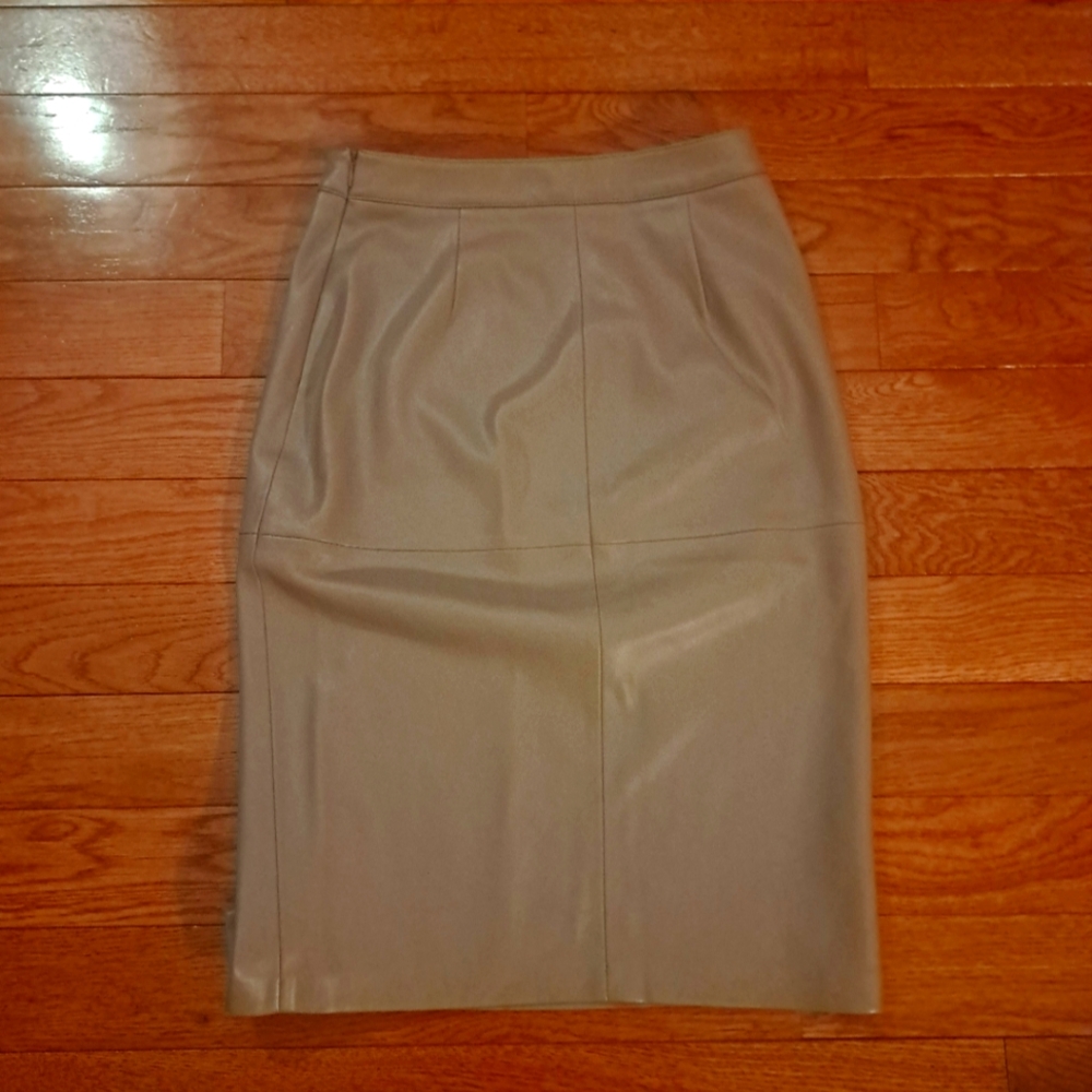 MNG skirt